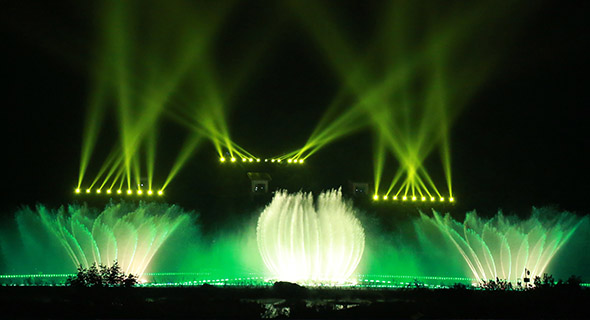 Huangguoshu National Park Large Musical Fountain Show