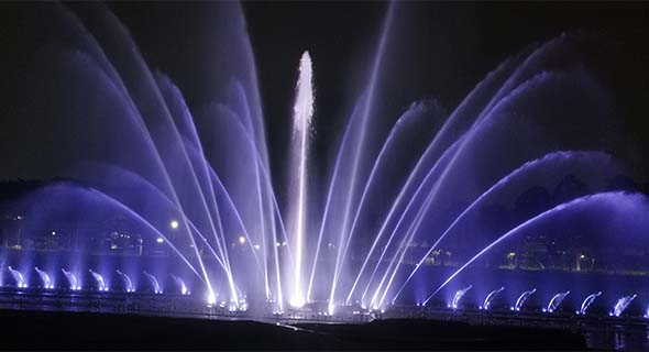 TAMAN MINI INDONESIA INDAH WATER SHOW